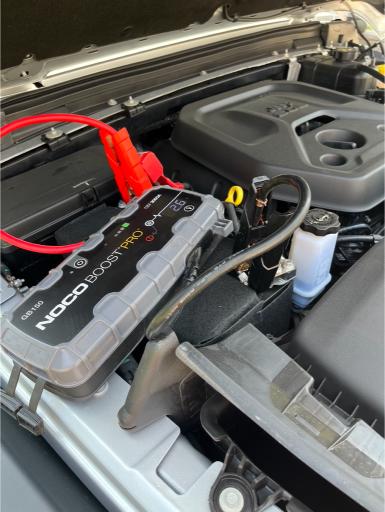 Car Battery boost & Jump Start - Toronto Roadside Services