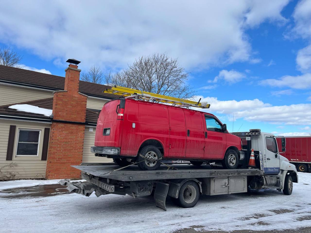 Towing Services & Roadside Assistance In North York - Norman Towing