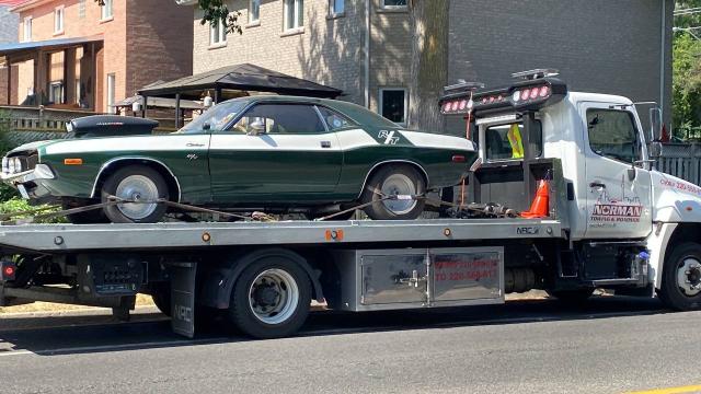 Expert classic car towing for your 1970/1971 Dodge Challenger by Norman Towing