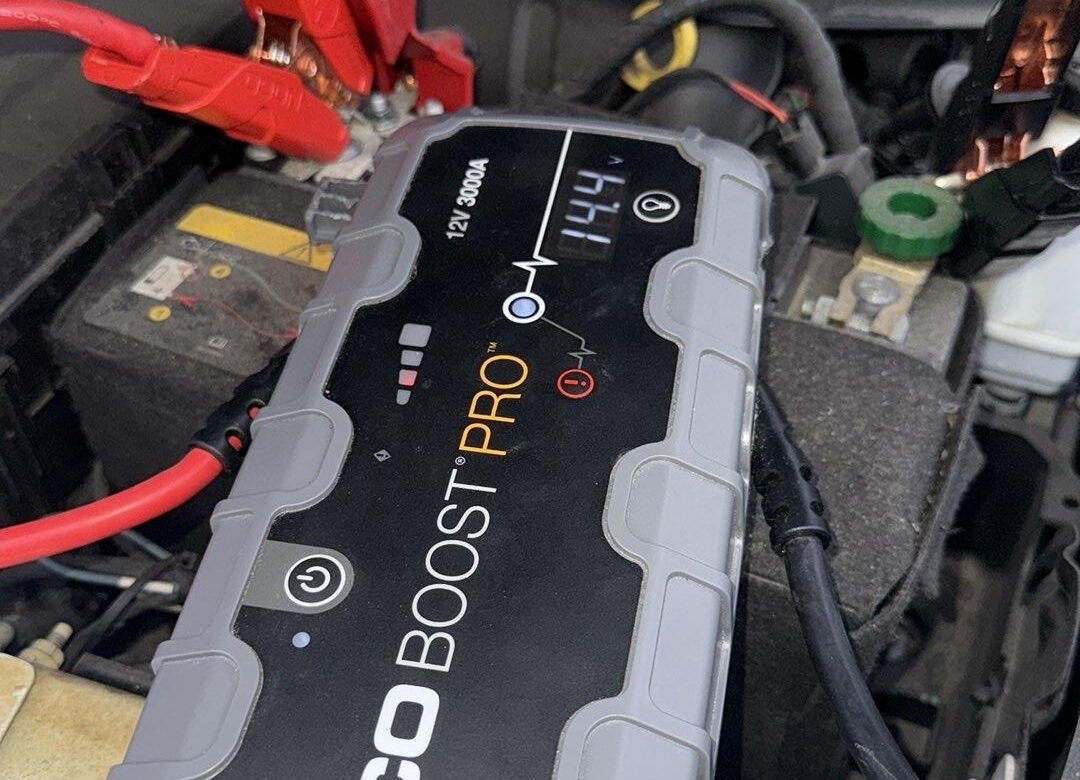What Battery Boosters Actually Work for Dead Car Batteries in Toronto and the GTA